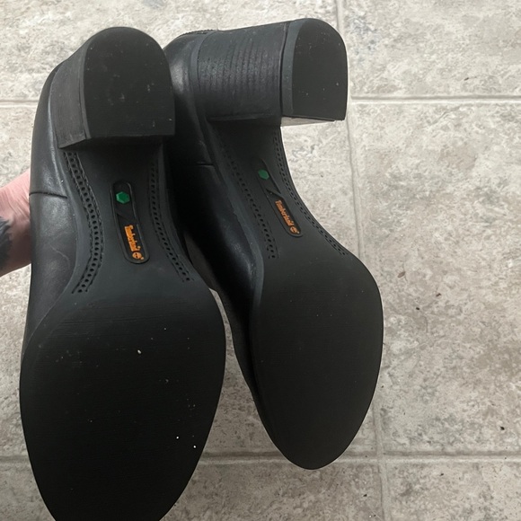 Timberland Black Heeled Boots - Picture 6 of 7